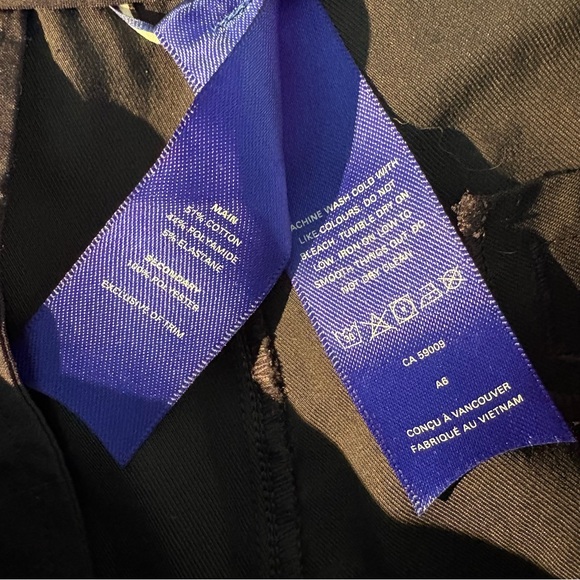 Kit and Ace Navy Pants Split Hem Side Zipper Pant 10 - Picture 9 of 9